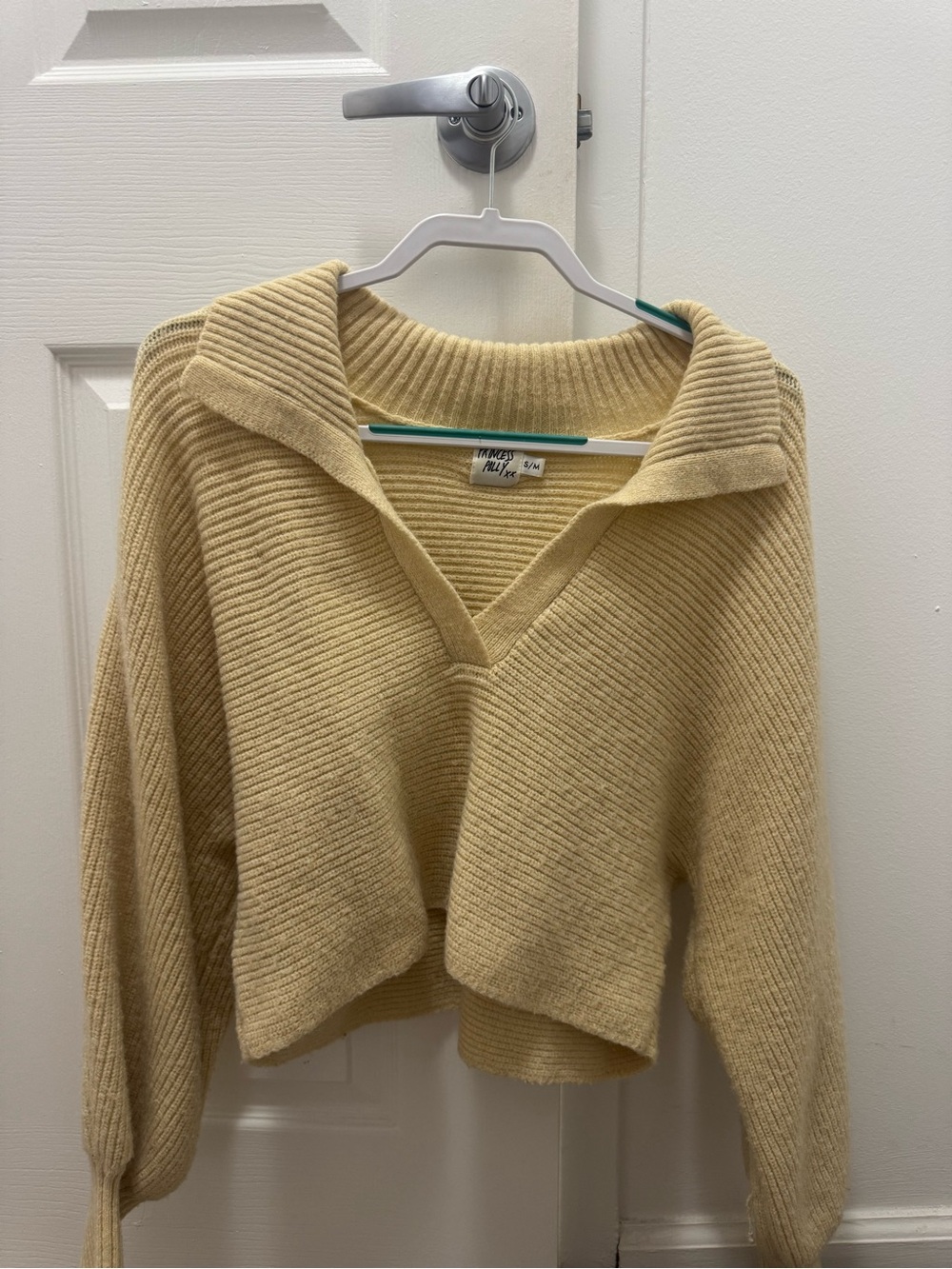 Princess Polly Cream Ribbed Cropped V-Neck Sweater SIZE S/M